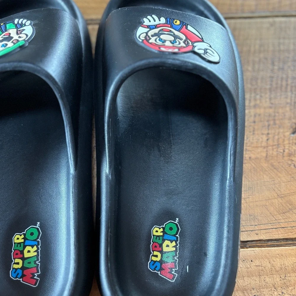Super Mario Nintendo Mario and Luigi Mens‎ Black Slides Sandals Size 9